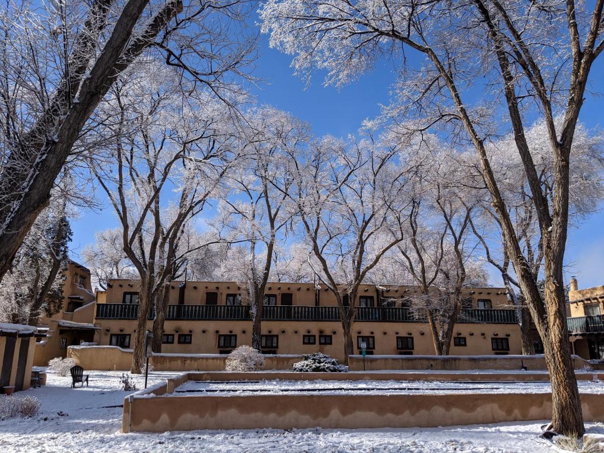 Sagebrush Inn&Suites Taos Exterior foto