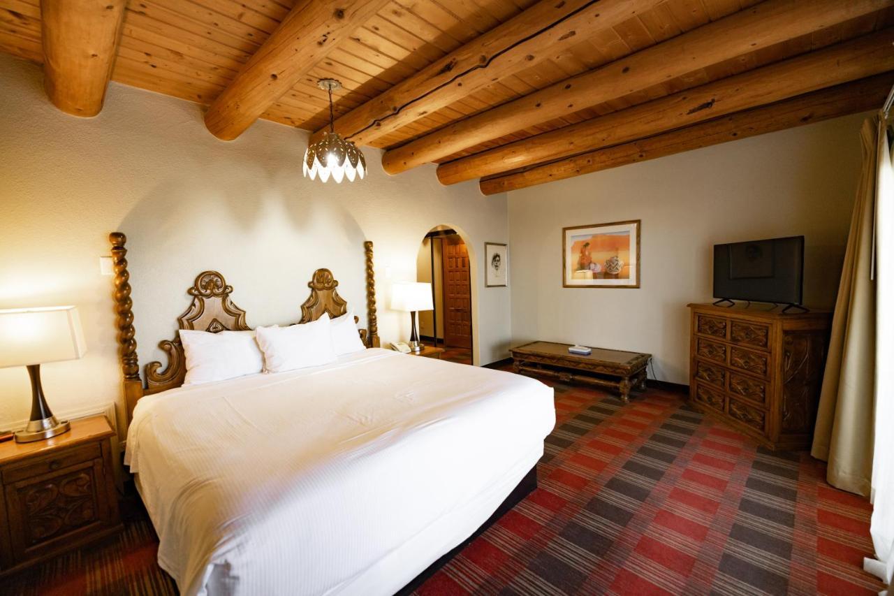 Sagebrush Inn&Suites Taos Exterior foto