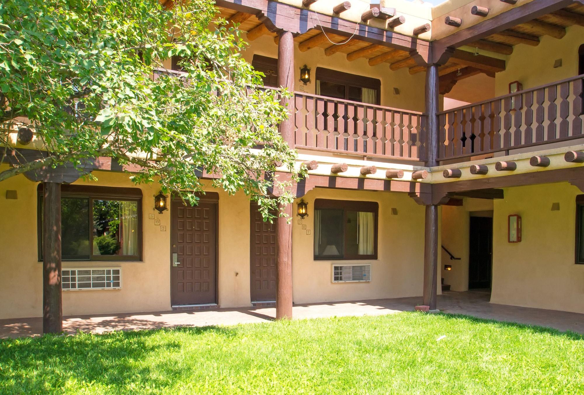 Sagebrush Inn&Suites Taos Exterior foto