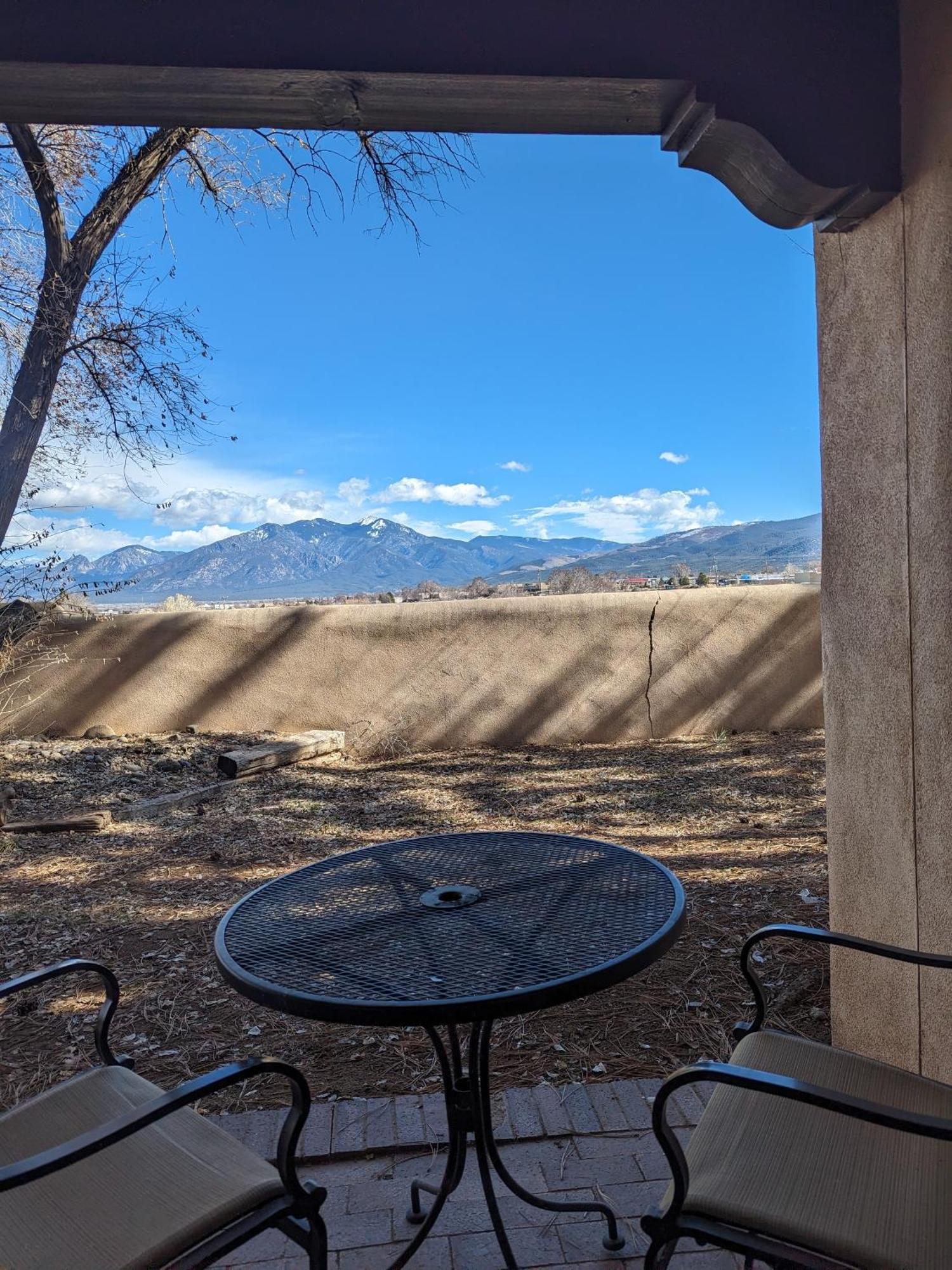 Sagebrush Inn&Suites Taos Exterior foto