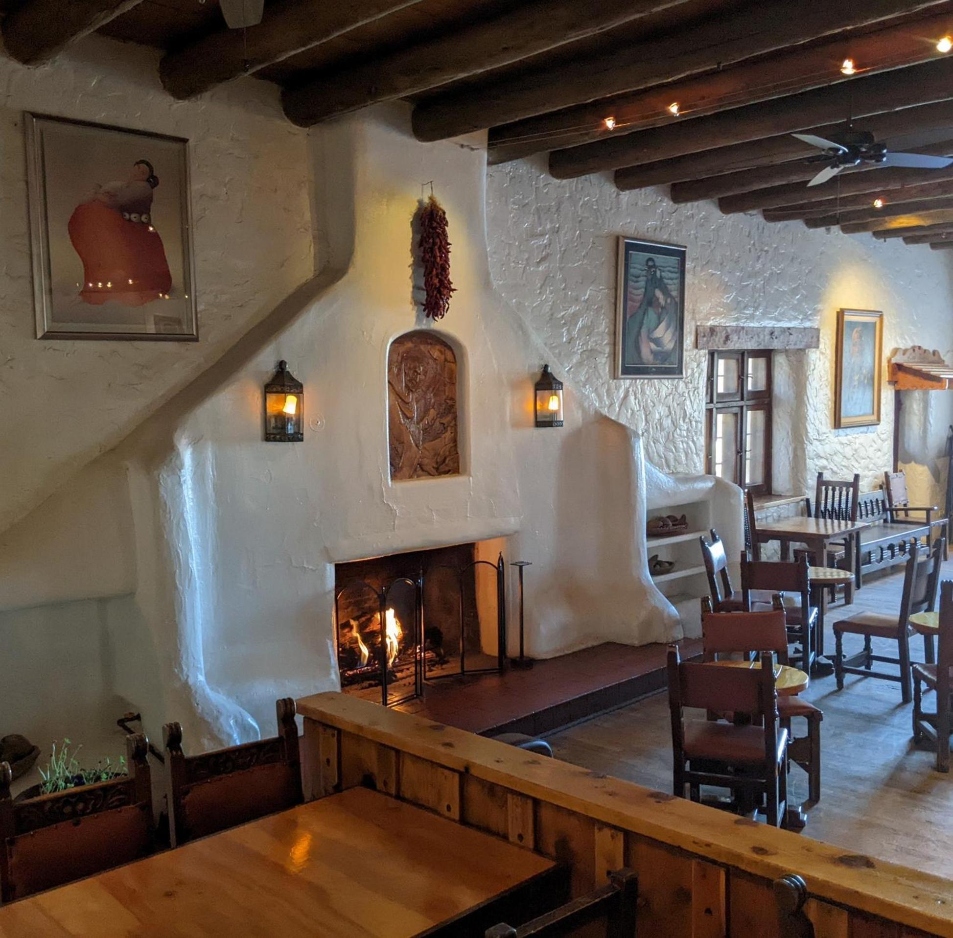 Sagebrush Inn&Suites Taos Exterior foto